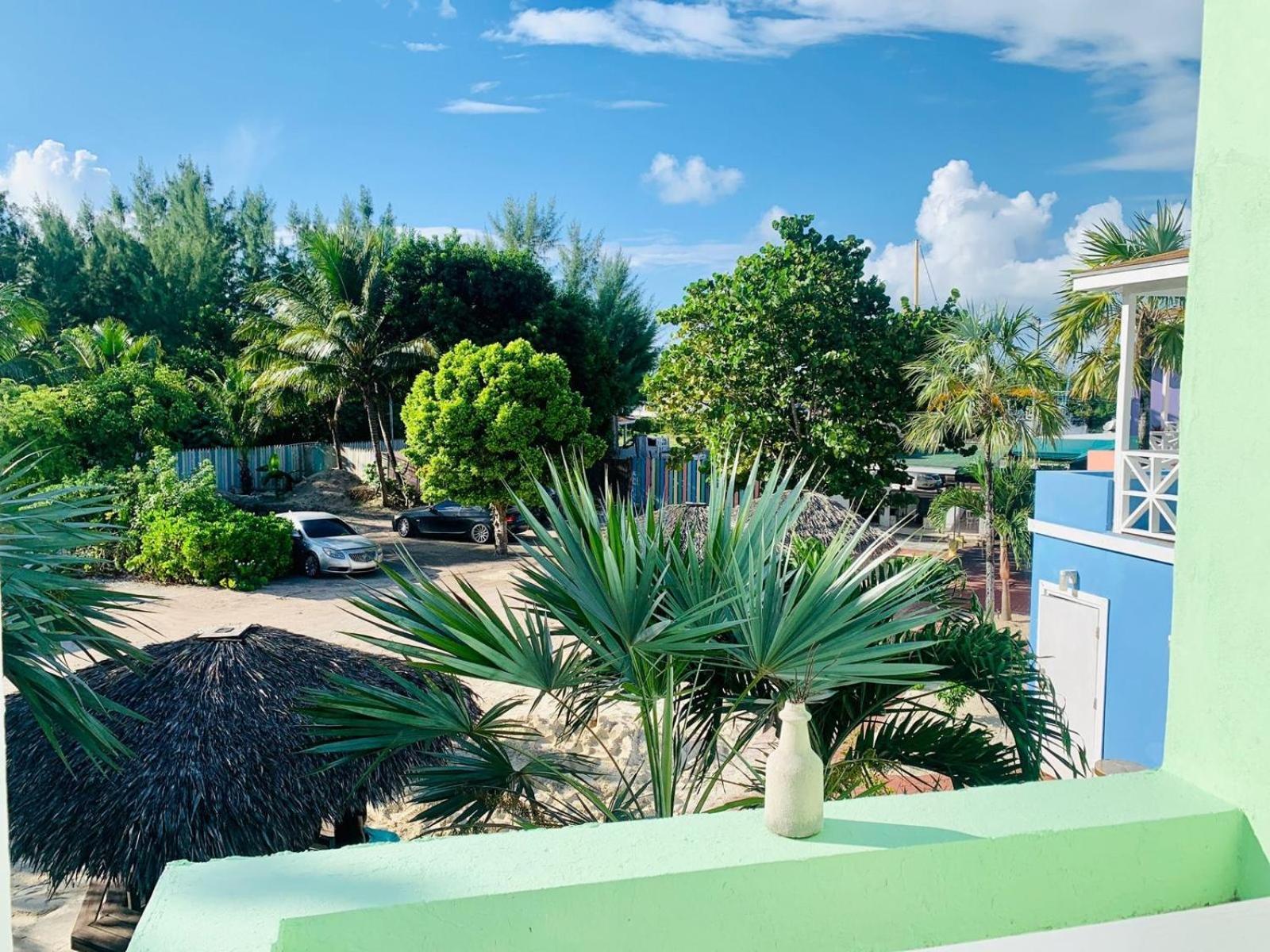 Beach Villas Nassau Exterior photo